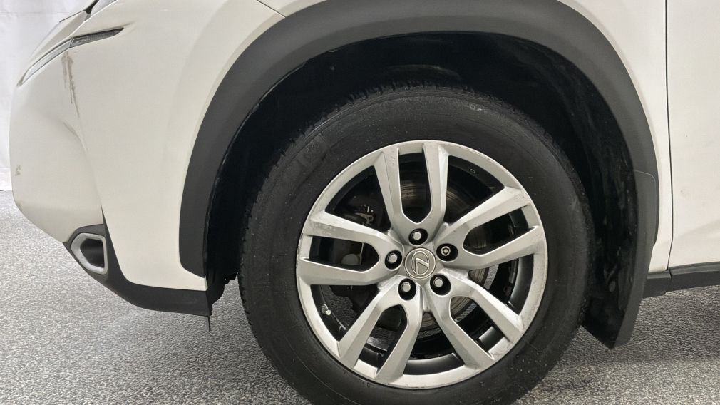 Lexus NX 200T AWD 4dr 2017 d&rsquo;occasion à vendre - 9