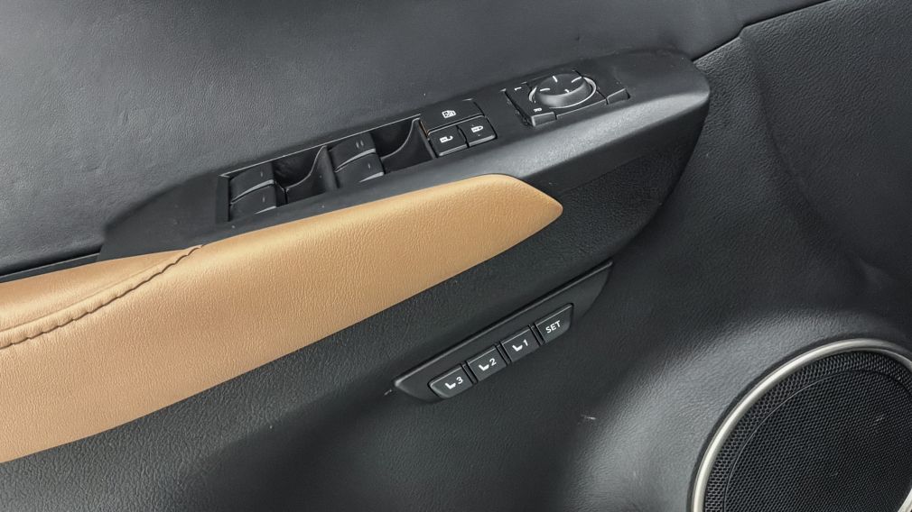 Lexus NX 200T AWD 4dr 2017 d&rsquo;occasion à vendre - 27