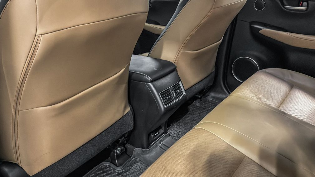 Lexus NX 200T AWD 4dr 2017 d&rsquo;occasion à vendre - 30