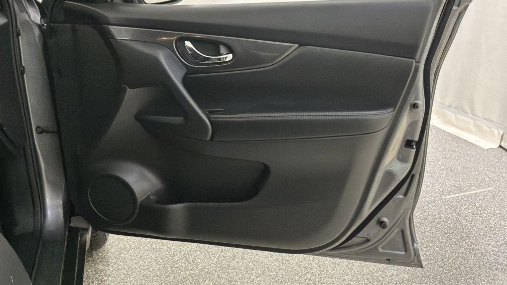 Nissan Rogue SL 2020 d&rsquo;occasion à vendre - 32