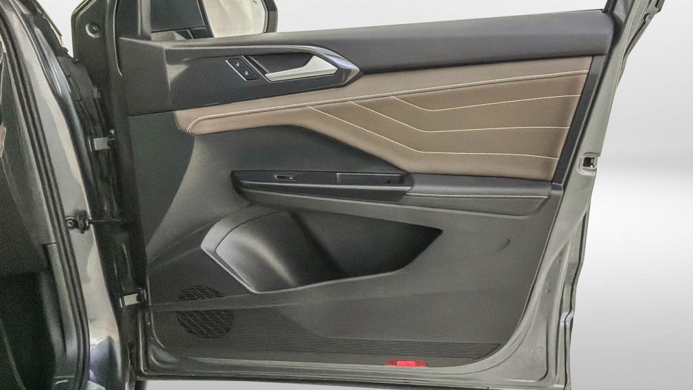 Volkswagen Taos Highline 2024 d&rsquo;occasion à vendre - 32