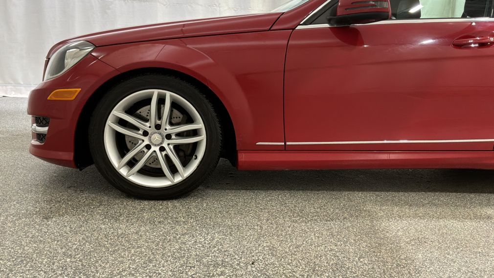 Mercedes Benz C-Class C 300 2014 d&rsquo;occasion à vendre - 9