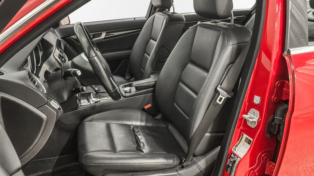 Mercedes Benz C-Class C 300 2014 d&rsquo;occasion à vendre - 13