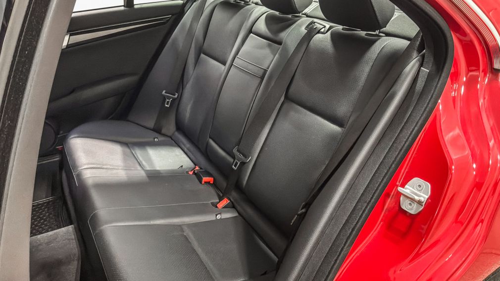 Mercedes Benz C-Class C 300 2014 d&rsquo;occasion à vendre - 26