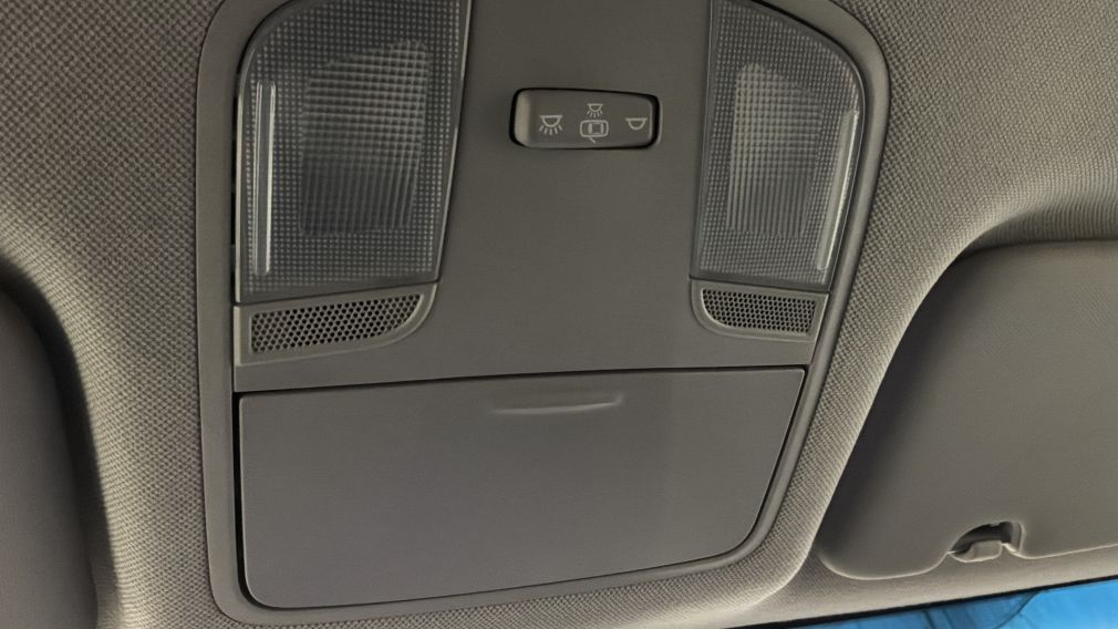 Hyundai IONIQ Essential 2022 d&rsquo;occasion à vendre - 19