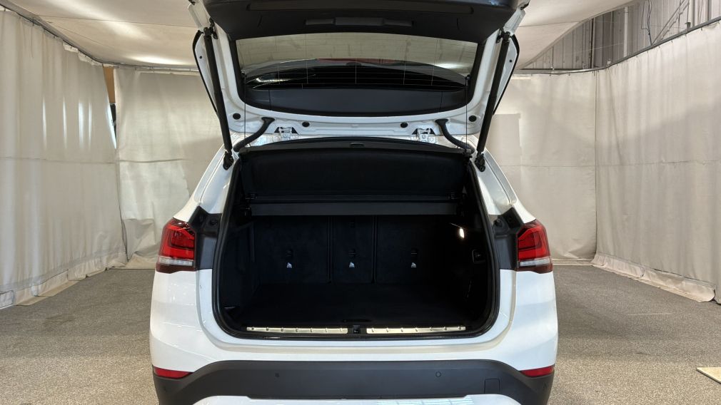 BMW X1 xDrive28i 2021 d&rsquo;occasion à vendre - 13