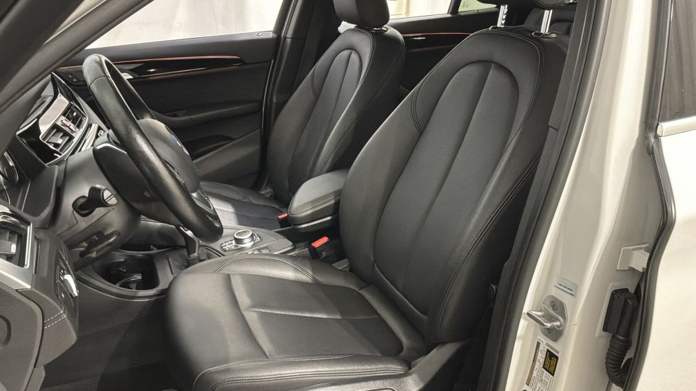 BMW X1 xDrive28i 2021 d&rsquo;occasion à vendre - 24