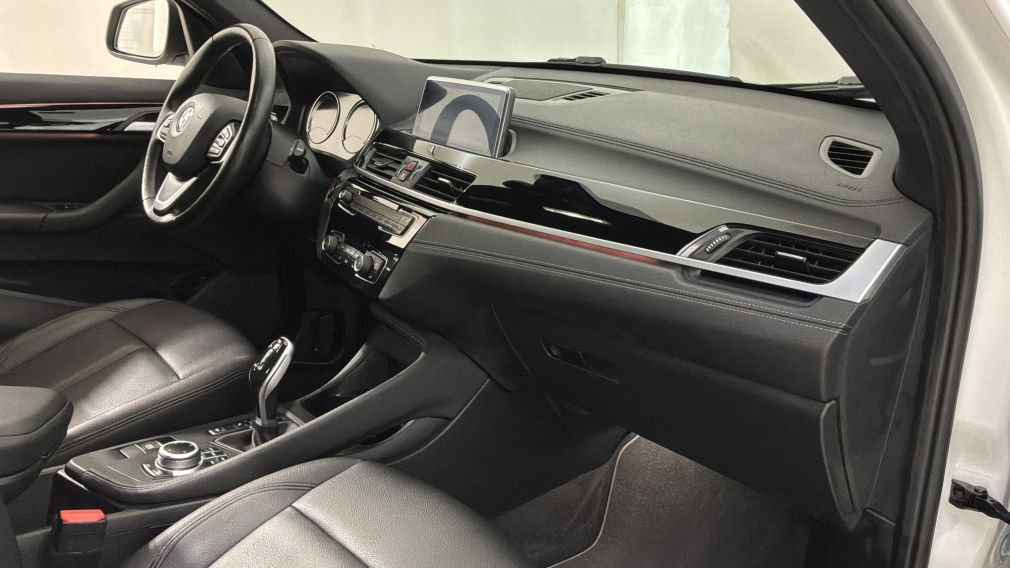 BMW X1 xDrive28i 2021 d&rsquo;occasion à vendre - 30