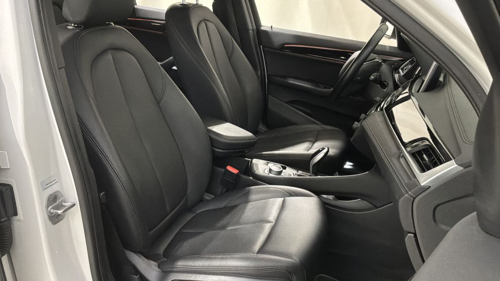 BMW X1 xDrive28i 2021 d&rsquo;occasion à vendre - 29