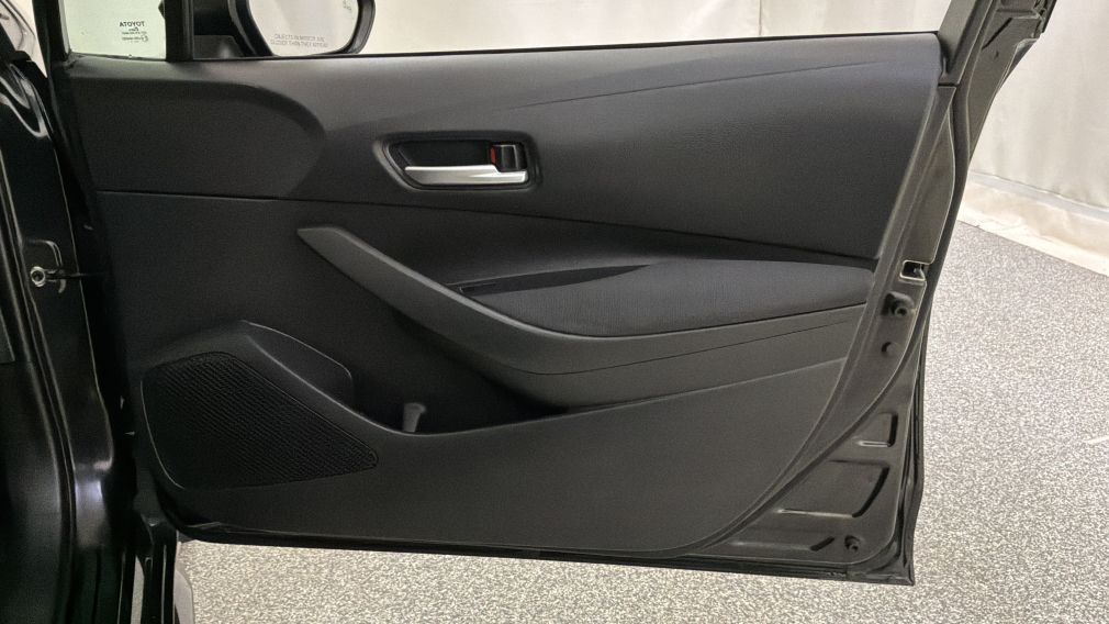 Toyota Corolla LE 2021 d&rsquo;occasion à vendre - 30