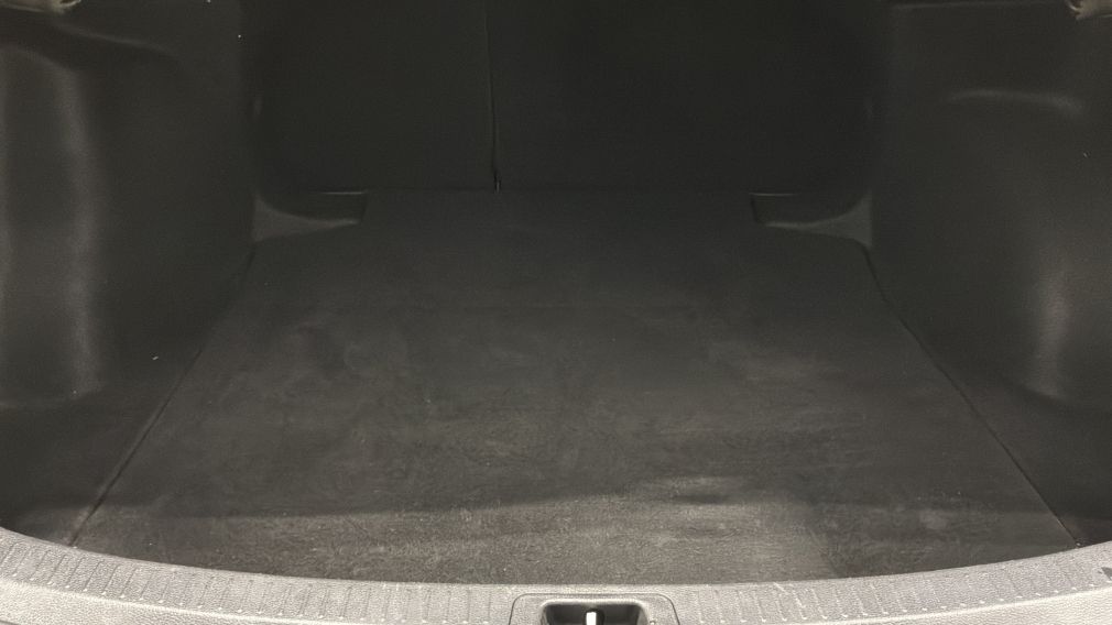 Toyota Corolla LE 2021 d&rsquo;occasion à vendre - 12