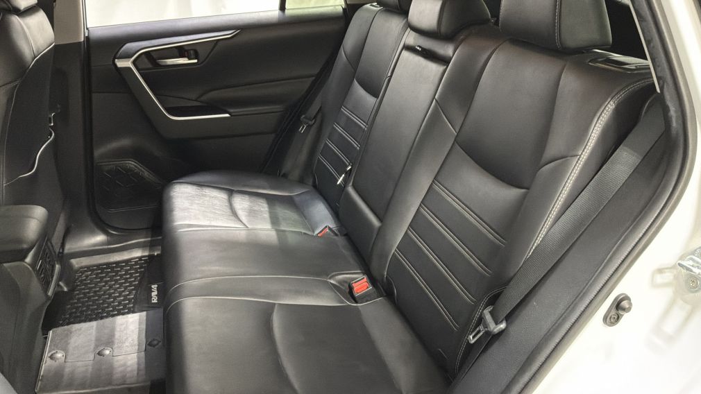 Toyota Rav 4 XLE 2021 d&rsquo;occasion à vendre - 26