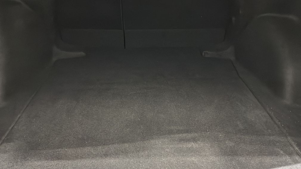 Toyota Corolla Hybrid LE 2024 d&rsquo;occasion à vendre - 12