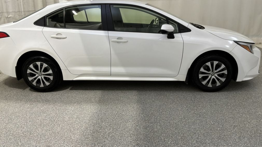 Toyota Corolla Hybrid LE 2024 d&rsquo;occasion à vendre - 2