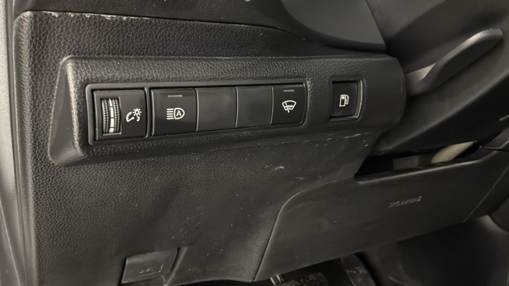 Toyota Corolla Hybrid LE 2024 d&rsquo;occasion à vendre - 25