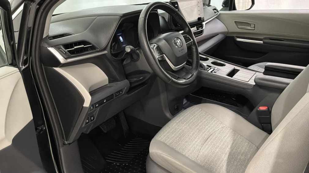 Toyota Sienna LE 2021 d&rsquo;occasion à vendre - 23