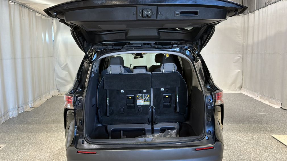 Toyota Sienna LE 2021 d&rsquo;occasion à vendre - 13