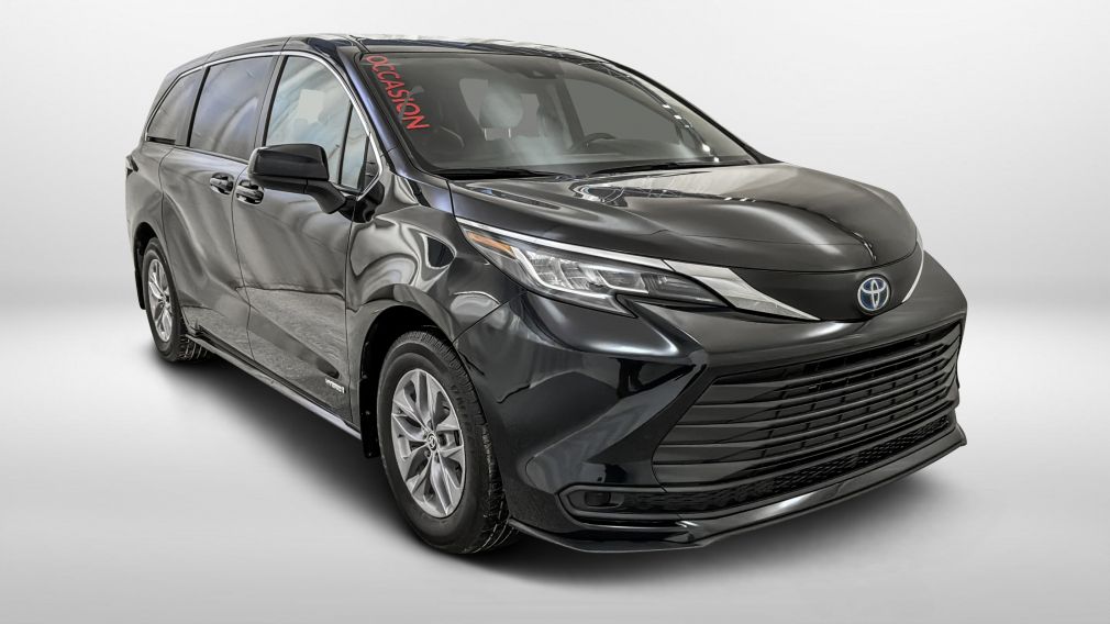 Toyota Sienna LE 2021 d&rsquo;occasion à vendre - 1