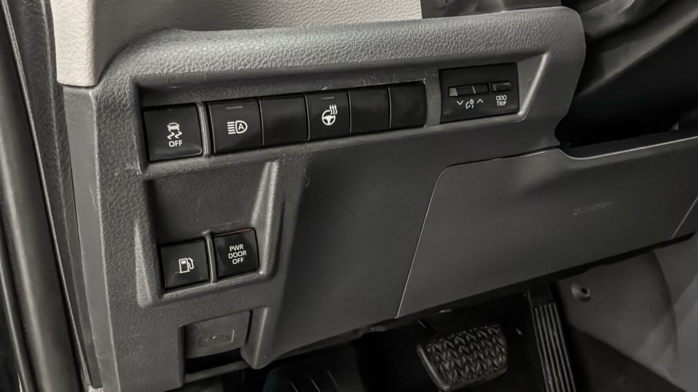 Toyota Sienna LE 2021 d&rsquo;occasion à vendre - 19