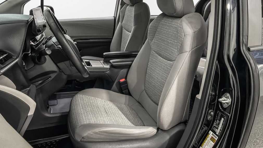 Toyota Sienna LE 2021 d&rsquo;occasion à vendre - 22