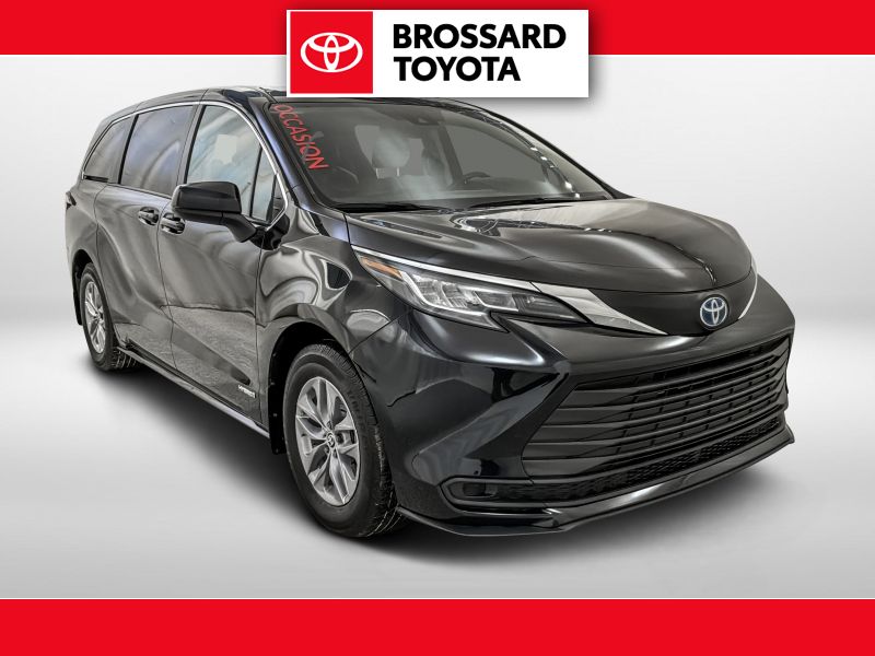 2021 Toyota Sienna LE 8-Passenger AWD