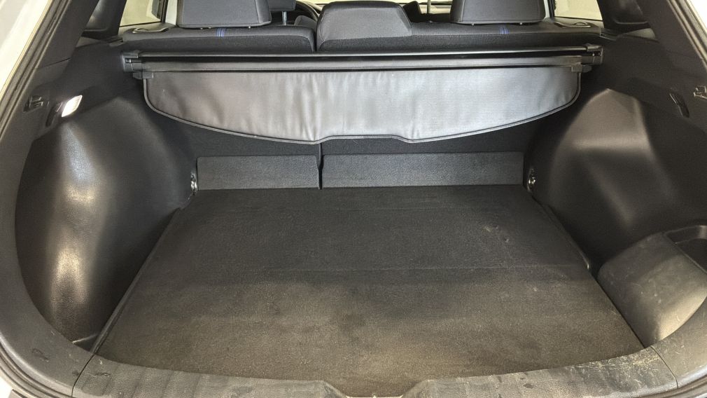 Toyota Corolla Hybrid SE 2023 d&rsquo;occasion à vendre - 12