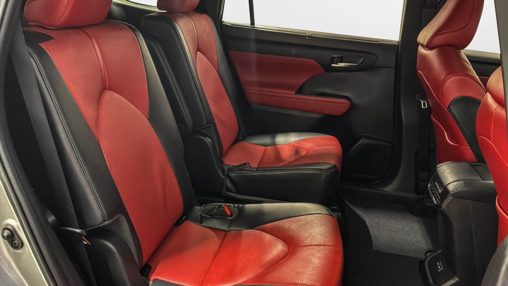 Toyota Highlander XSE 2022 d&rsquo;occasion à vendre - 34