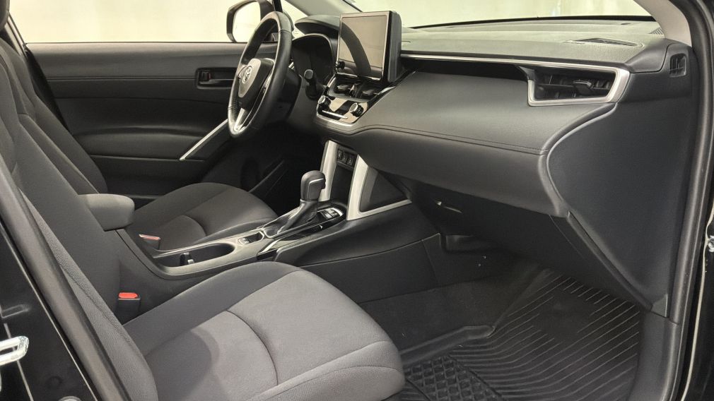 Toyota Corolla LE 2023 d&rsquo;occasion à vendre - 28