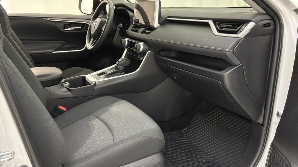 Toyota Rav 4 XLE 2023 d&rsquo;occasion à vendre - 30
