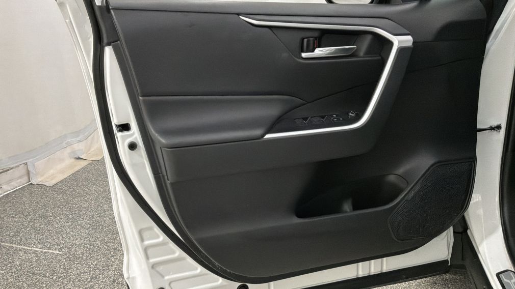 Toyota Rav 4 XLE 2023 d&rsquo;occasion à vendre - 23