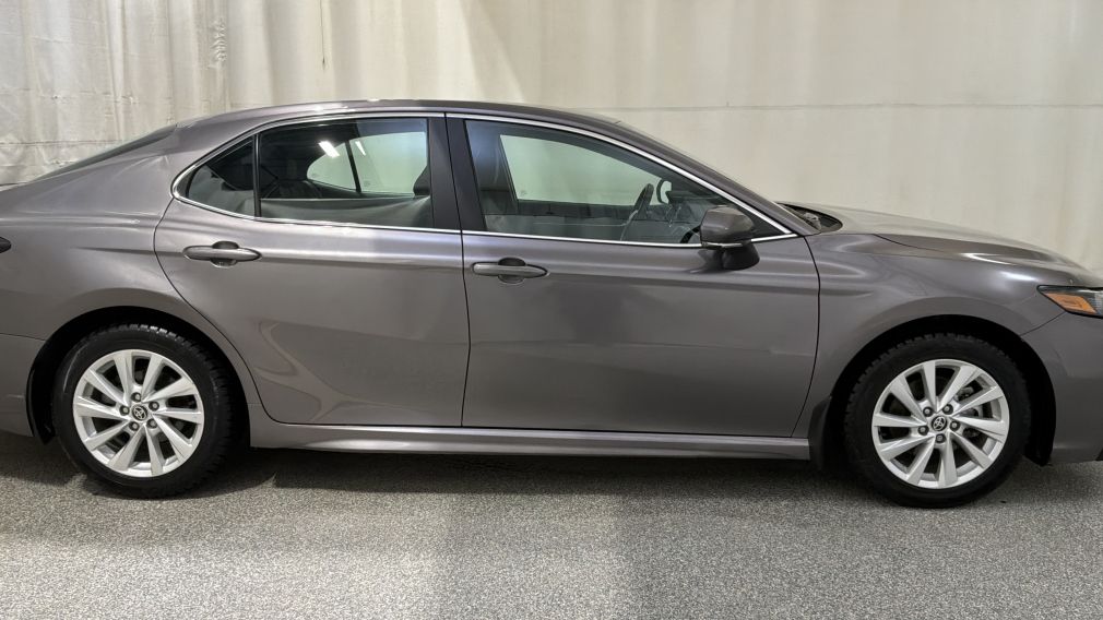 Toyota Camry SE 2024 d&rsquo;occasion à vendre - 3
