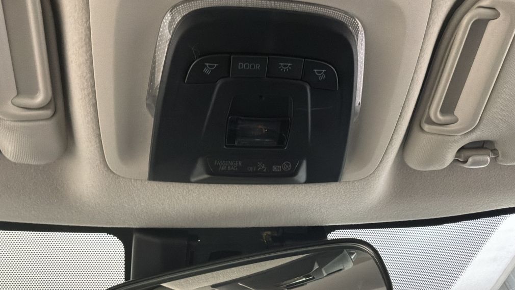 Toyota Corolla LE 2023 d&rsquo;occasion à vendre - 22