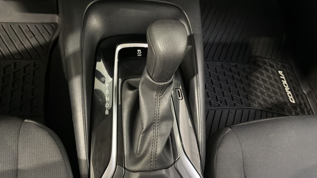 Toyota Corolla LE 2023 d&rsquo;occasion à vendre - 18