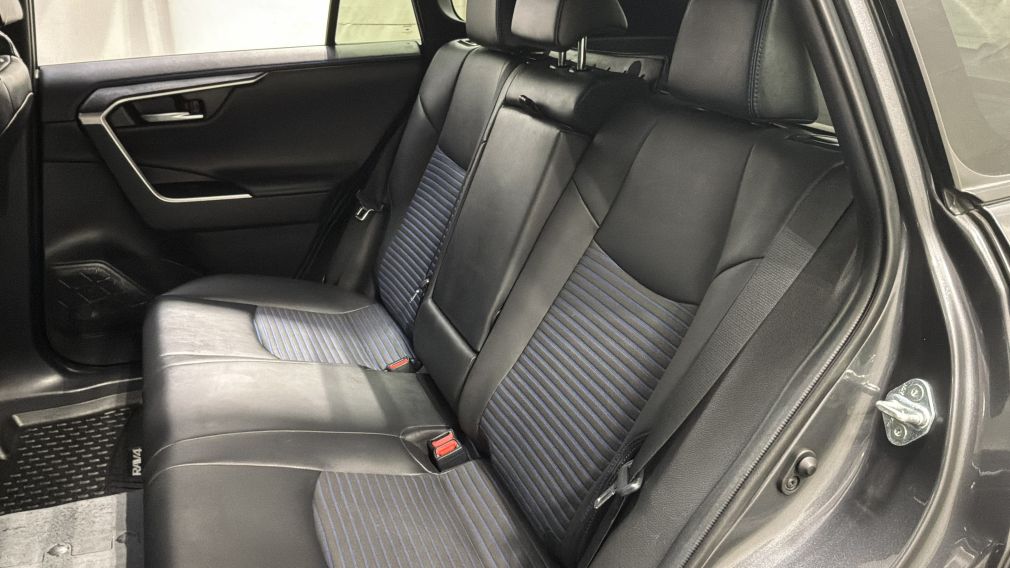 Toyota Rav 4 Hybrid XSE 2021 d&rsquo;occasion à vendre - 26