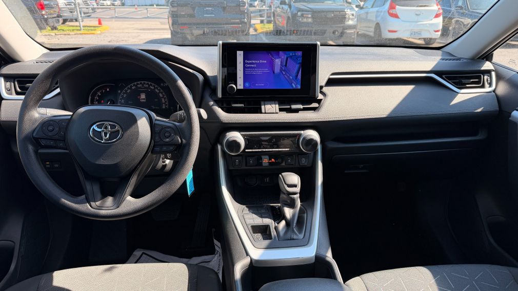 Toyota Rav 4 LE 2024 d&rsquo;occasion à vendre - 5