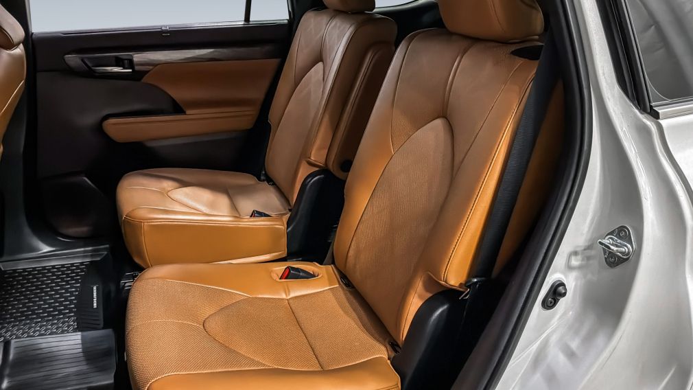 Toyota Highlander Limited 2022 d&rsquo;occasion à vendre - 26