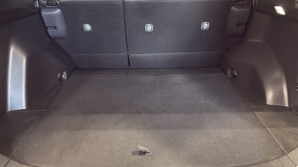 Toyota Rav 4 LE 2025 d&rsquo;occasion à vendre - 12