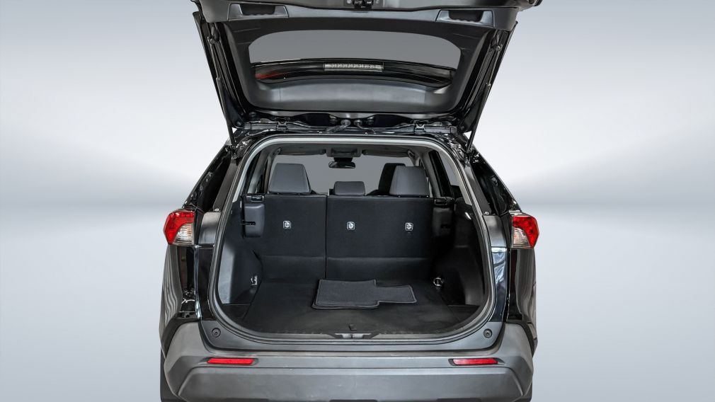 Toyota Rav 4 LE 2024 d&rsquo;occasion à vendre - 13