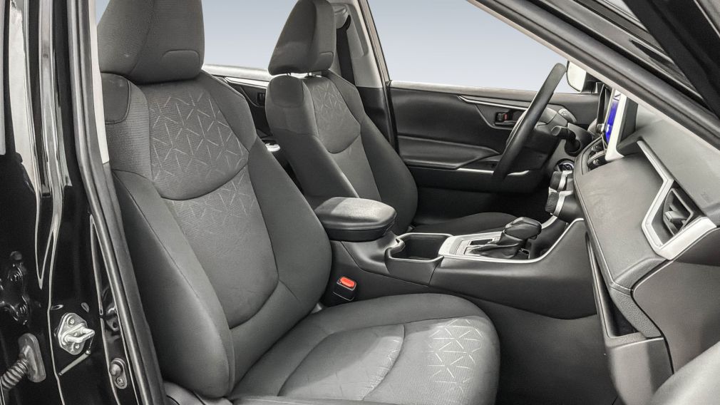 Toyota Rav 4 LE 2024 d&rsquo;occasion à vendre - 29