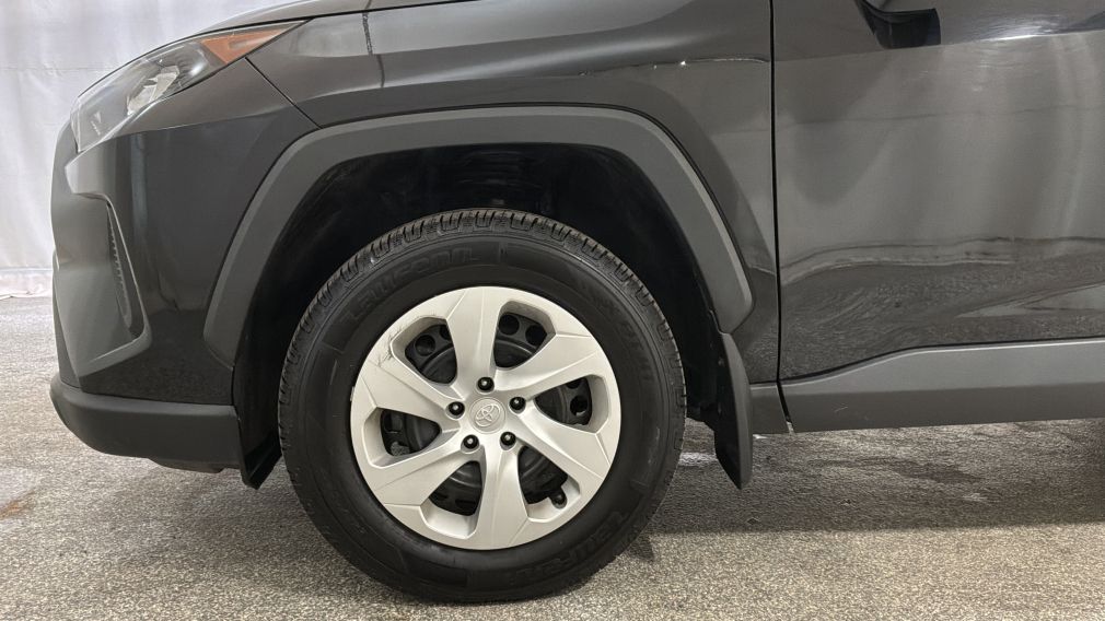 Toyota Rav 4 LE 2024 d&rsquo;occasion à vendre - 9