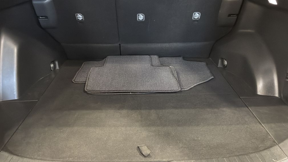Toyota Rav 4 LE 2024 d&rsquo;occasion à vendre - 12
