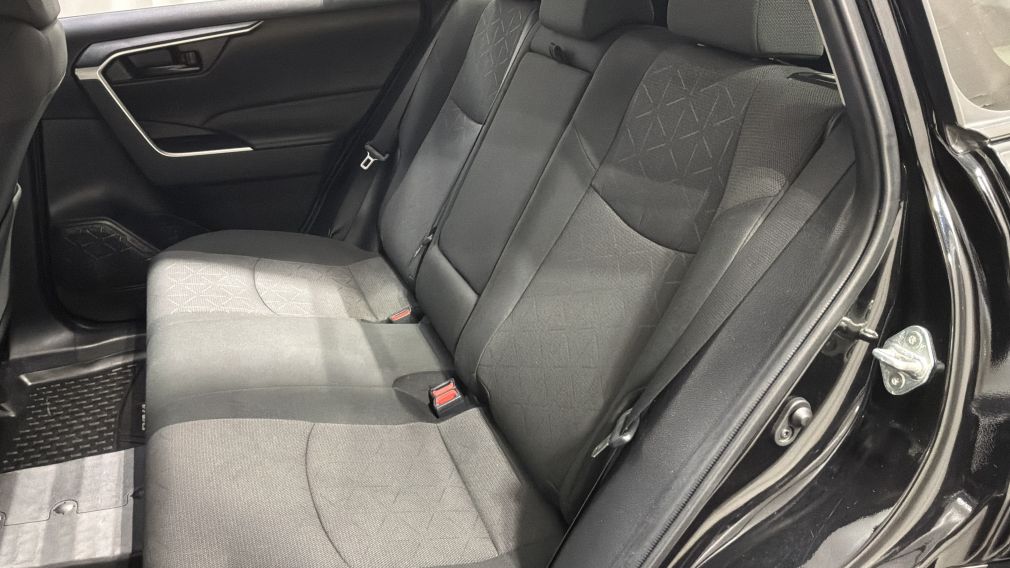 Toyota Rav 4 LE 2024 d&rsquo;occasion à vendre - 26