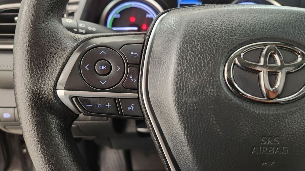 Toyota Camry Hybrid LE 2023 d&rsquo;occasion à vendre - 12