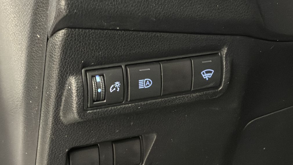 Toyota Corolla LE 2022 d&rsquo;occasion à vendre - 24