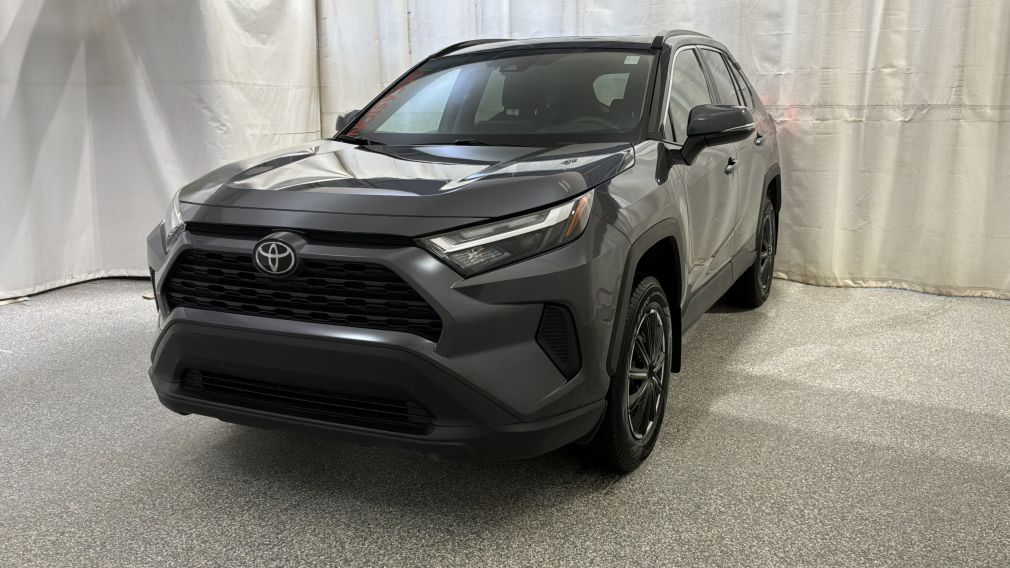 Toyota Rav 4 XLE 2024 d&rsquo;occasion à vendre - 8
