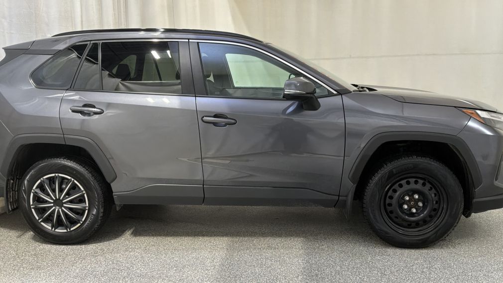 Toyota Rav 4 XLE 2024 d&rsquo;occasion à vendre - 3