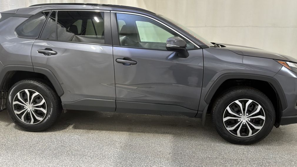 Toyota Rav 4 XLE 2024 d&rsquo;occasion à vendre - 4