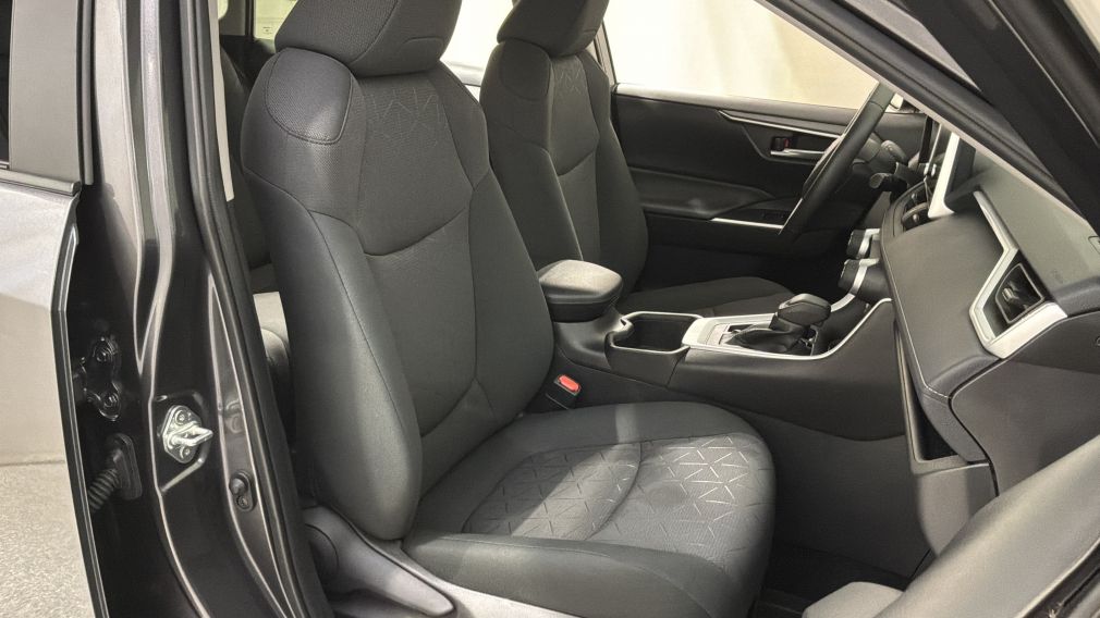 Toyota Rav 4 XLE 2024 d&rsquo;occasion à vendre - 48