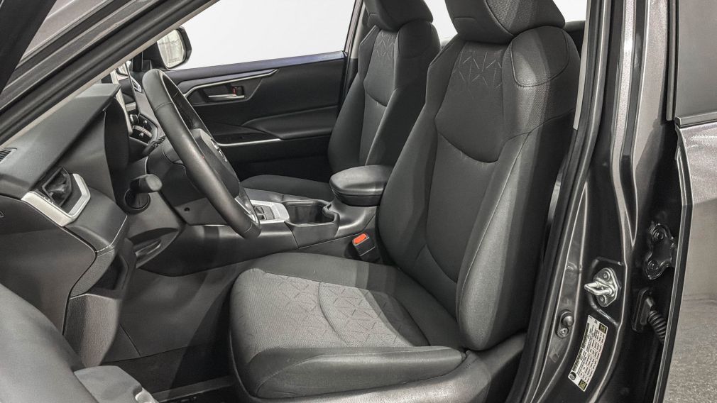 Toyota Rav 4 XLE 2024 d&rsquo;occasion à vendre - 22