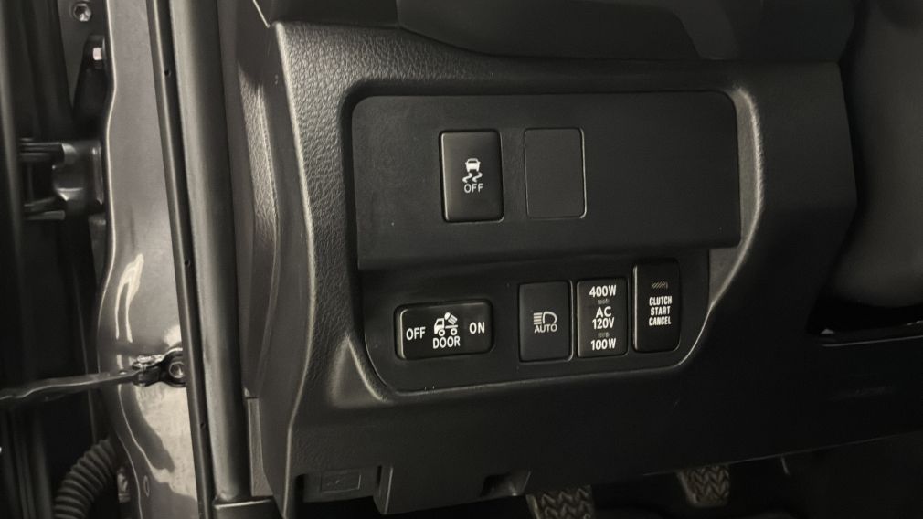 Toyota Tacoma 4×4 Double Cab Manual SB 2023 d&rsquo;occasion à vendre - 18